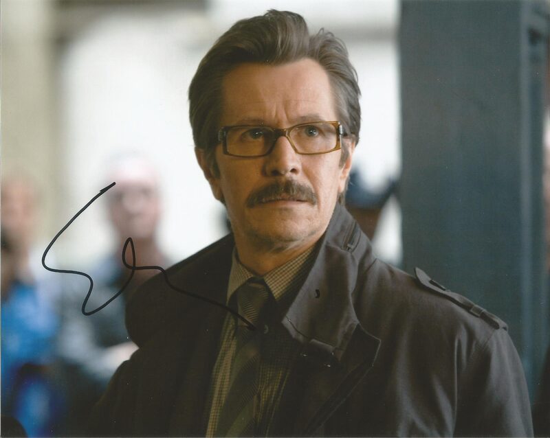 Gary Oldman &mdash; Commissioner Gordon
